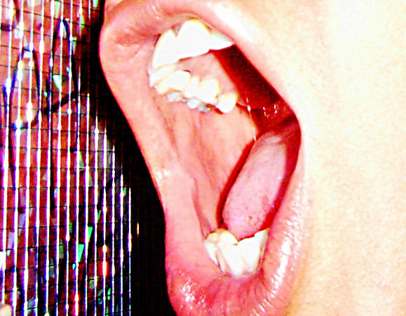 lifestyle/070412Party.Shocking.1\030.jpg